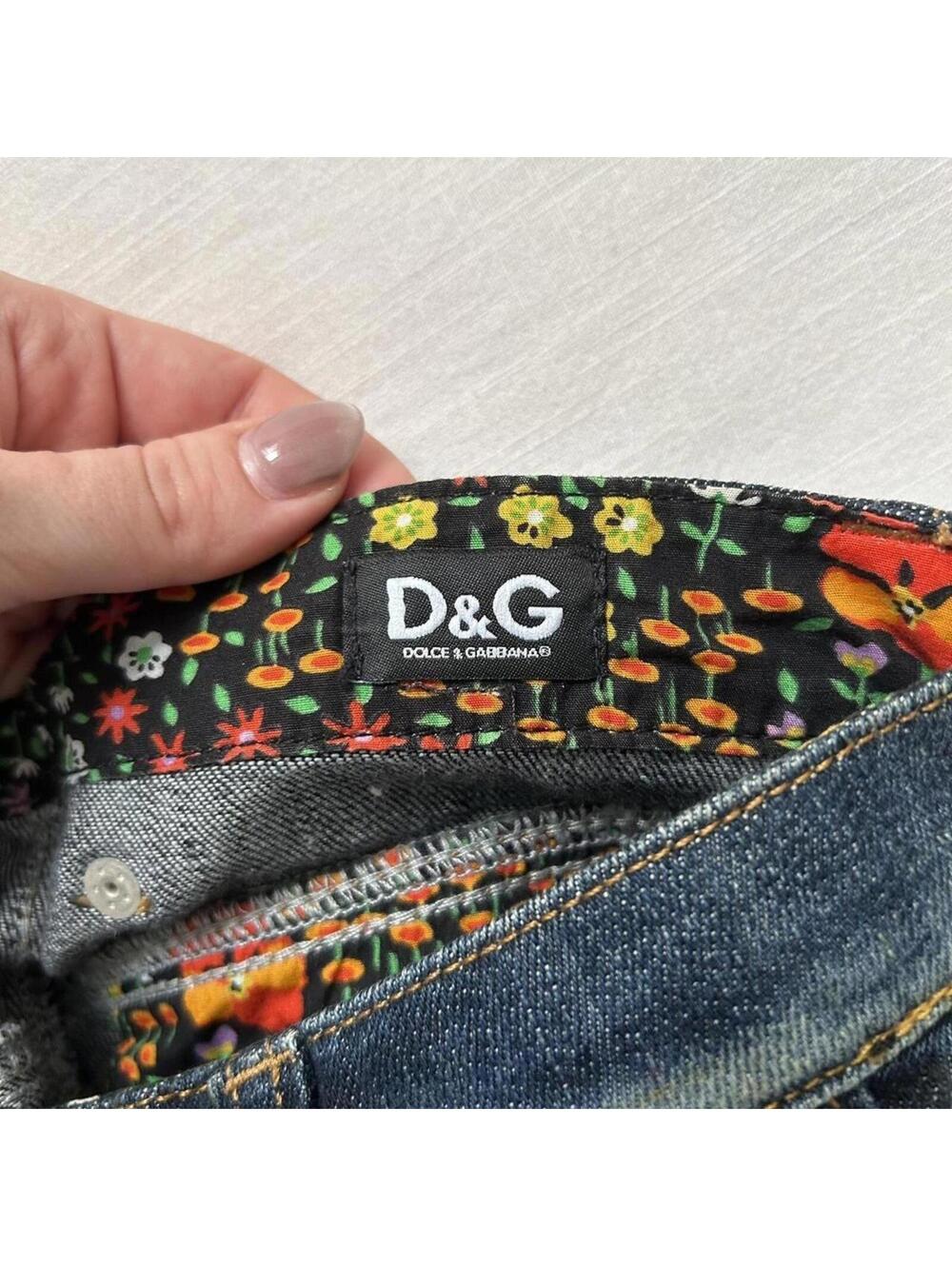 Dolce & Gabbana Dark Wash Denim Pencil Skirt Floral Patch Size S Japan - Picture 3 of 8